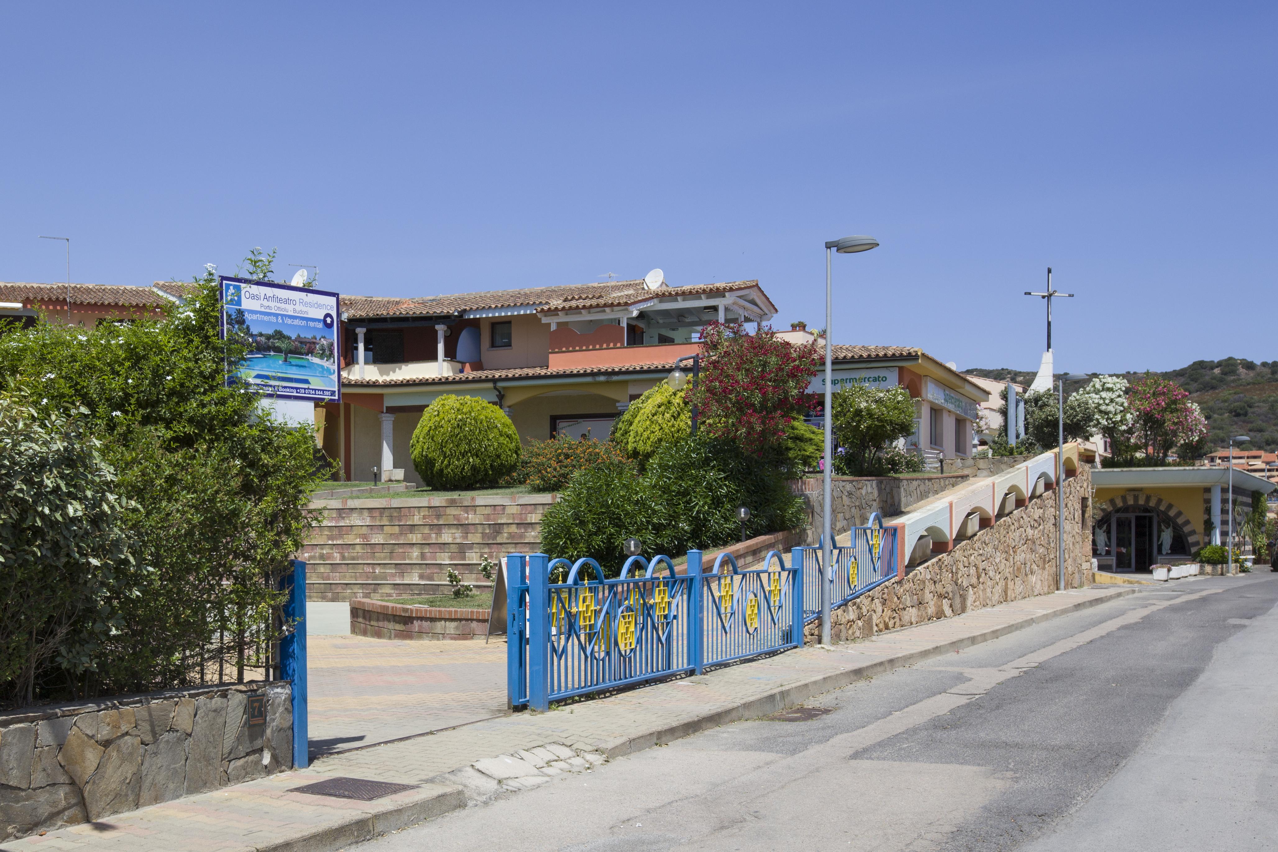 Residence Oasi Anfiteatro Porto Ottiolu Esterno foto